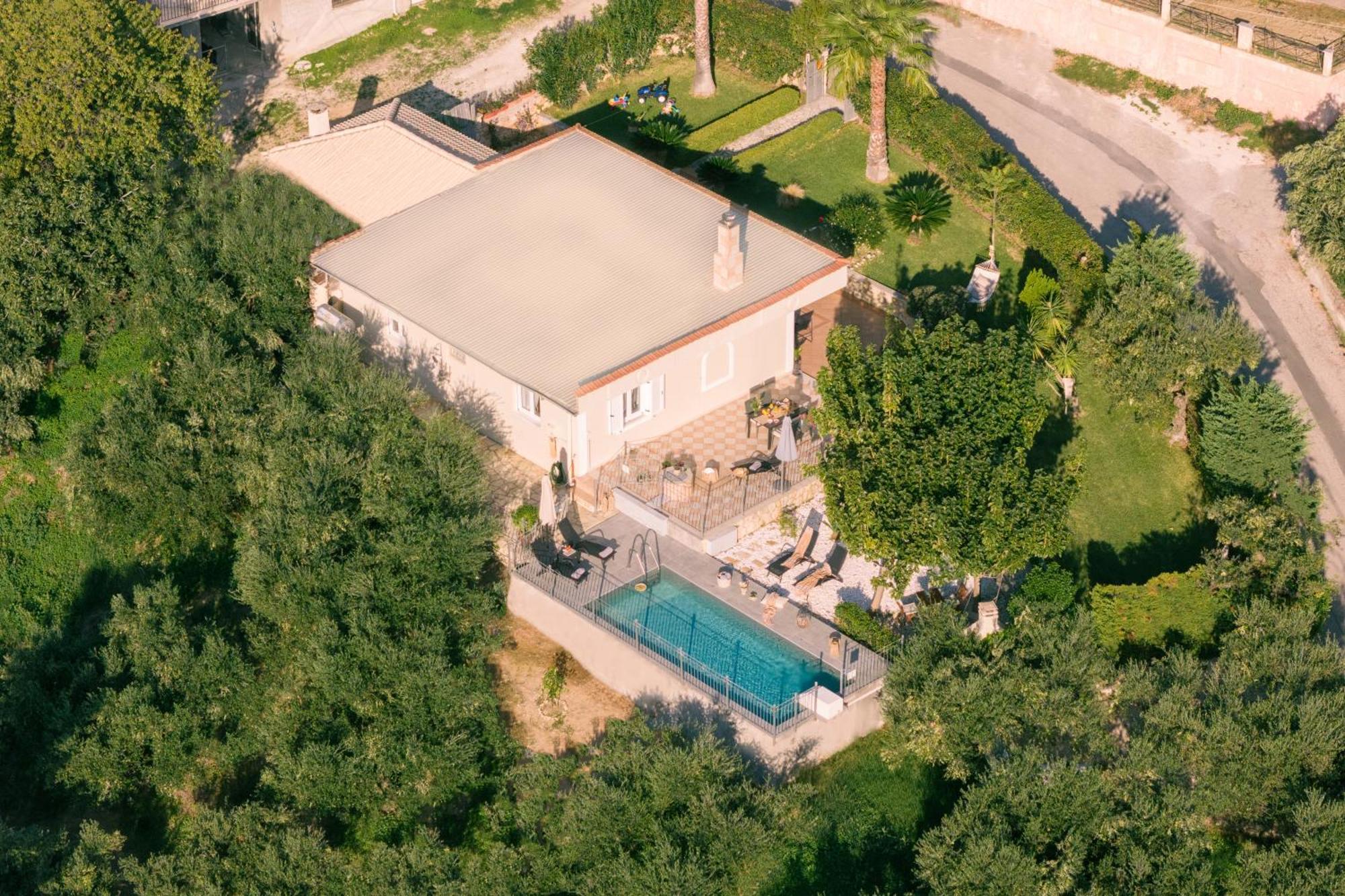 Villa Vrisi Fagias Exterior photo